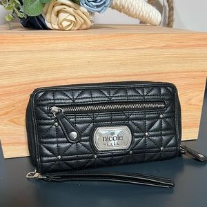 Nicole miller wallet